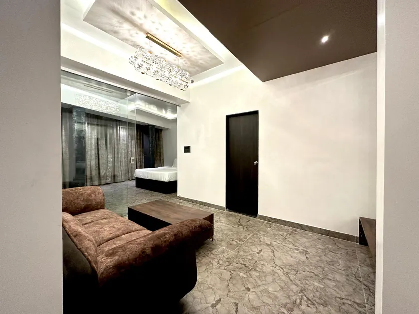 TAKHT- Executive Suites and Rooms - Image 1