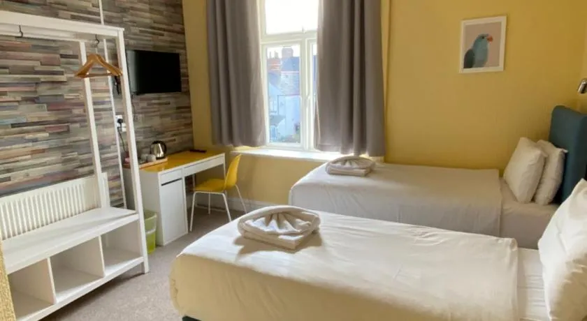 WiseStay - Image 1