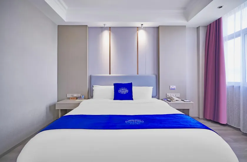 Wangfu Hotel - Image 1