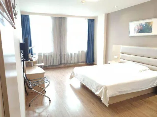 Grace Inn Hotel (Dezhou Central Plaza Pa Chicken Food City) - Image 1