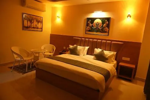 Hotel Om Elite Stay - Image 1