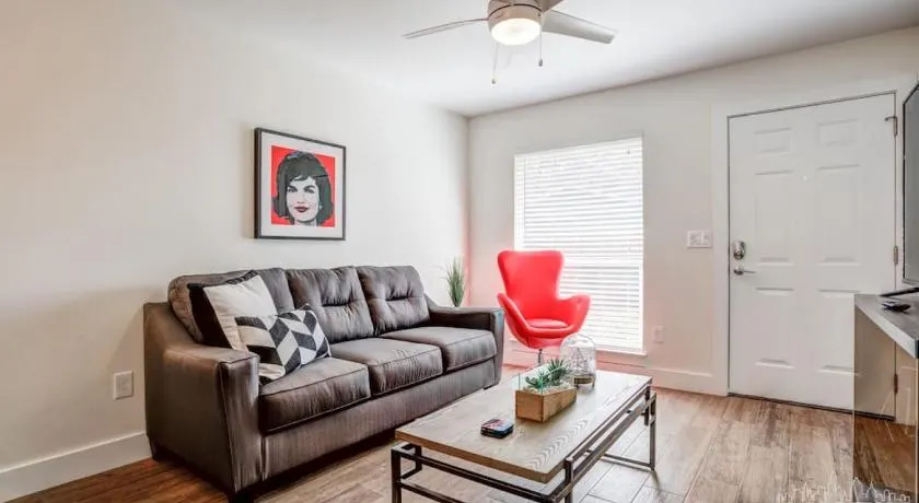 Recently Remodeled Home Close to South Congress - Image 1