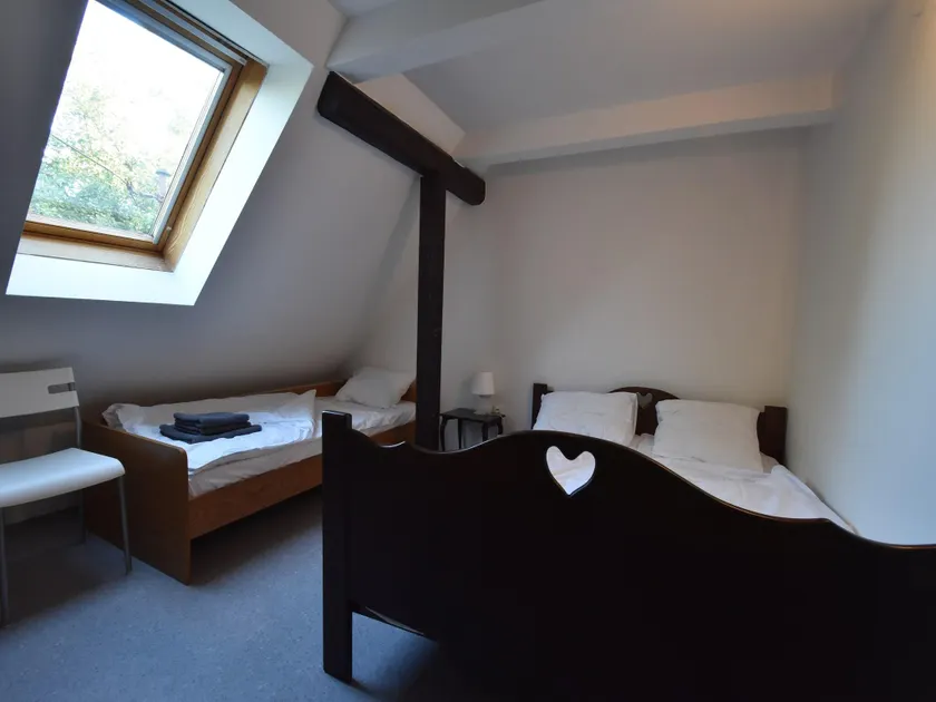 Authentic holiday home with garden near Trutnov - Image 1