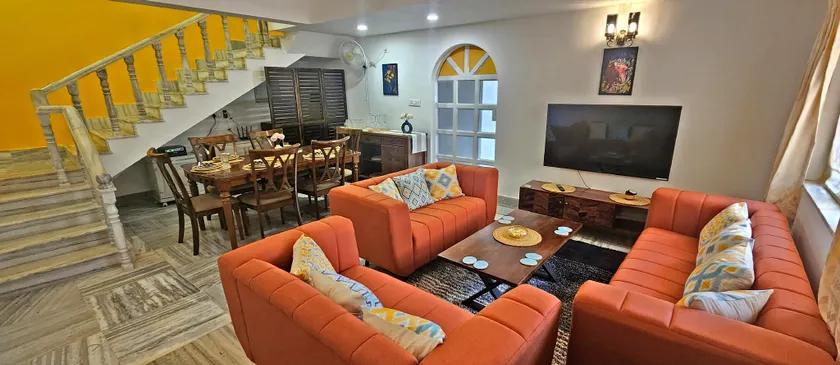 Bungalow Dona Spacious 4BHK in Dona Paula - Image 1