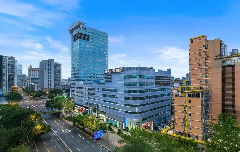Homeinn Ripple Hotel (Fuzhou Shangxiahang Wuyi Square) - Image 1