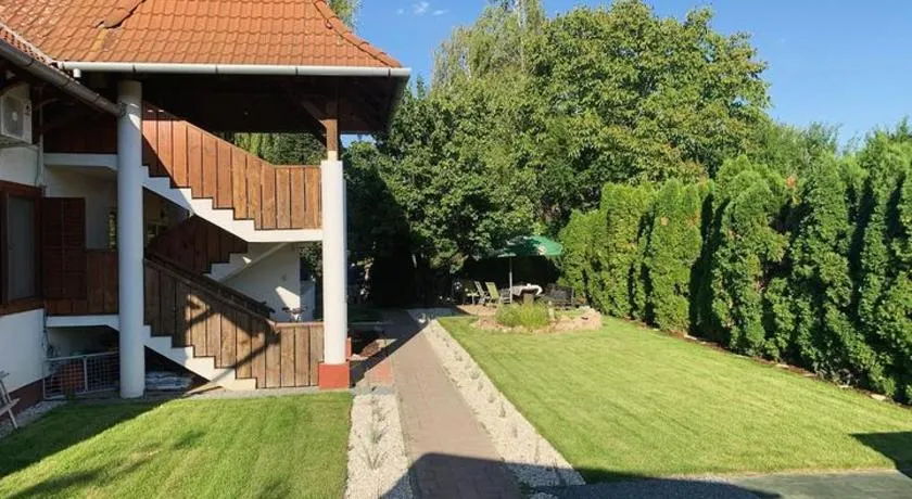 Napsütötte Kehida - Image 1