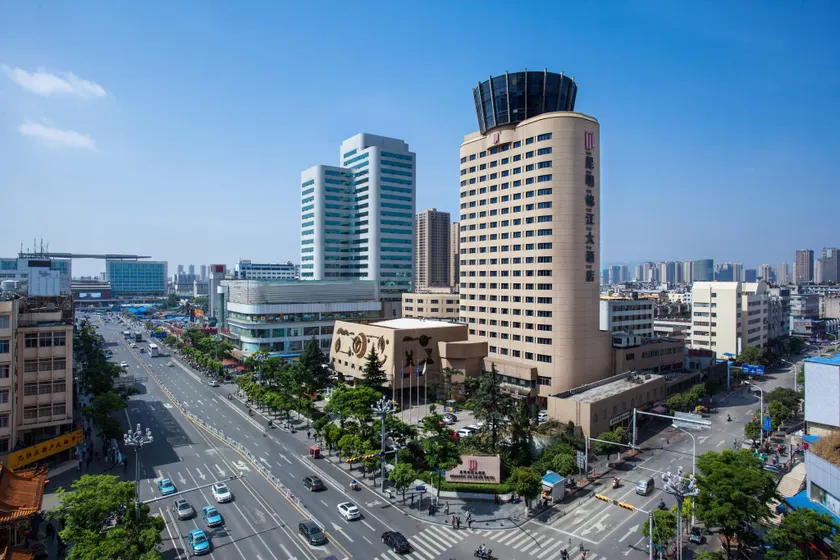 Kunming Jinjiang Hotel - Image 1