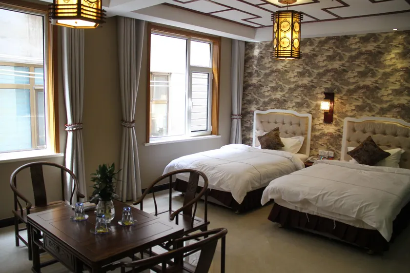 Jianhua Hotel - Image 1