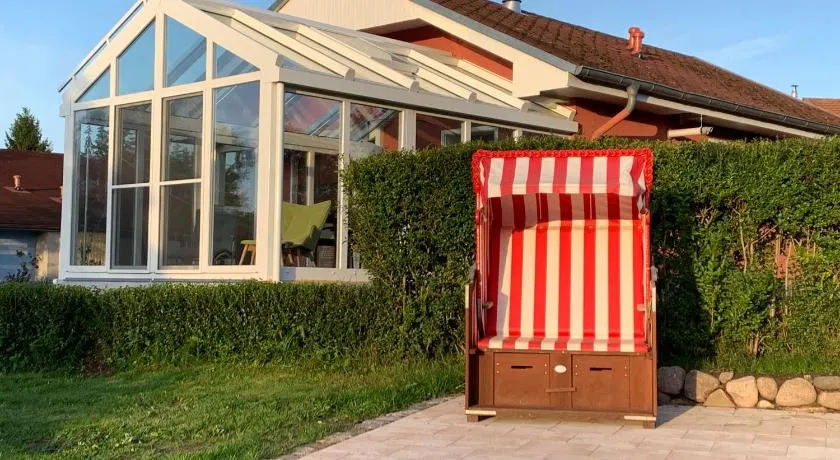 Ferienhaus am Nationalpark - Ihr Zuhause auf Rügen - Image 1