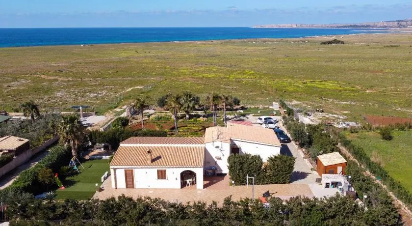 Villa Mafaradda a pochi passi dal Mare - Image 1