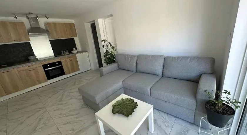 Appartement accueillant près de Paris, 45 m², terrasse - Image 1