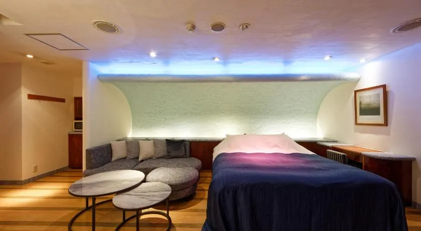 Hotel NOON - Image 1