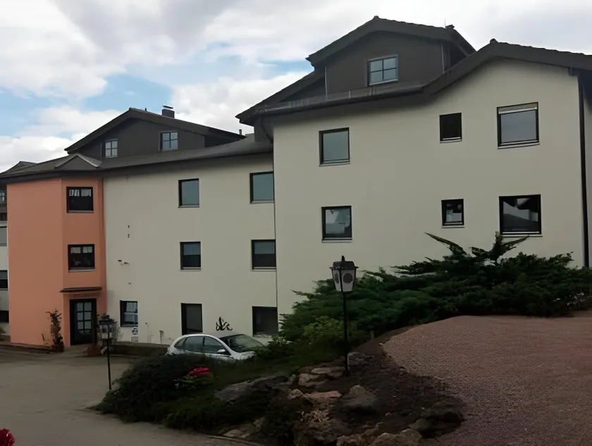 Kastanienhof Apartment Hotel - Image 1
