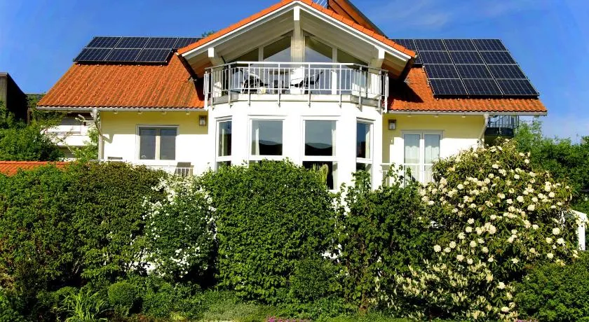 Schöne Ferienwohnung im Allgäu Lauben bei Kempten Urlaub Unterkunft FeWo Bergblick 70qm - Image 1