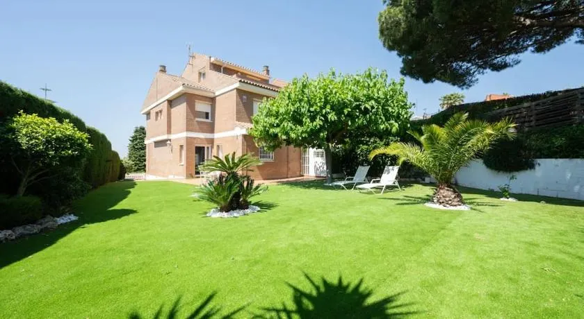 Casa Nina junto Barcelona Centro y playa - Image 1