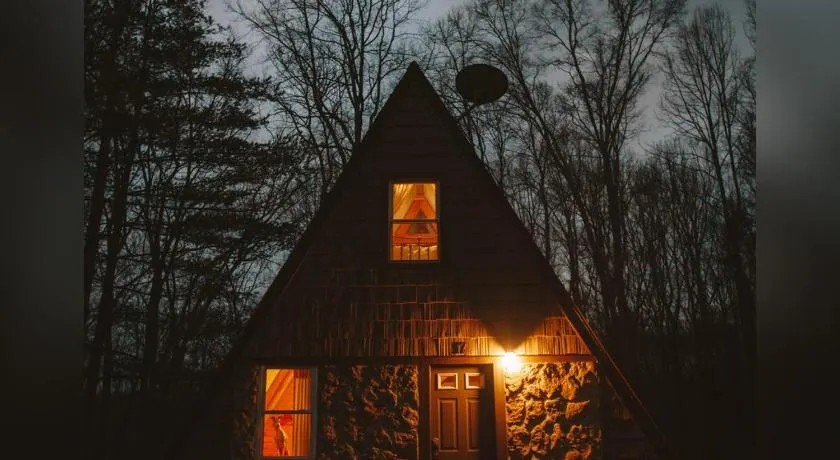 A-frame # 8 | Hocking Hills - Image 1