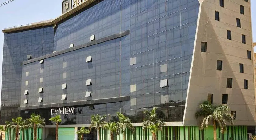 Modern Comfort in Degla View - Image 1
