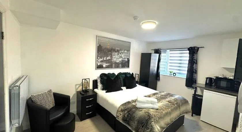 22 Residence - Image 1