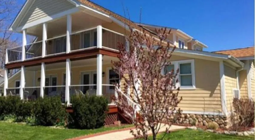 Ahoy Inn Guesthouse  - Image 1