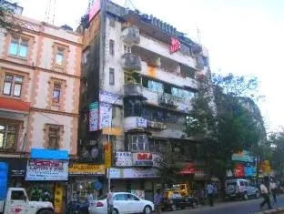Hotel Tiptop - Image 1