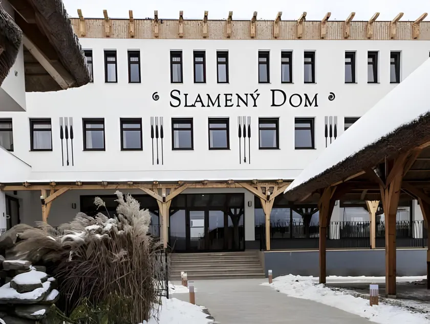 Hotel Slamený Dom & SPA - Image 1