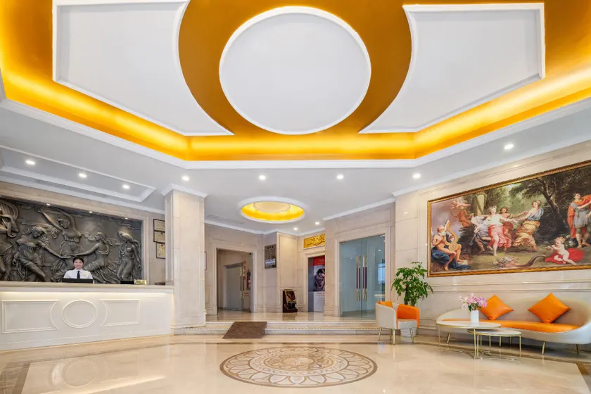 Vienna hotel Shenzhen Dongmen Old Street - Image 1