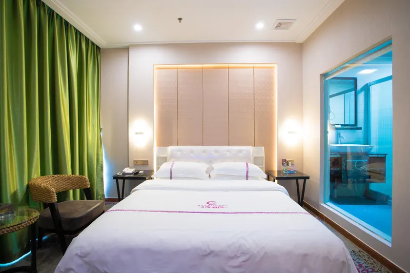 Baye Hotel - Image 1