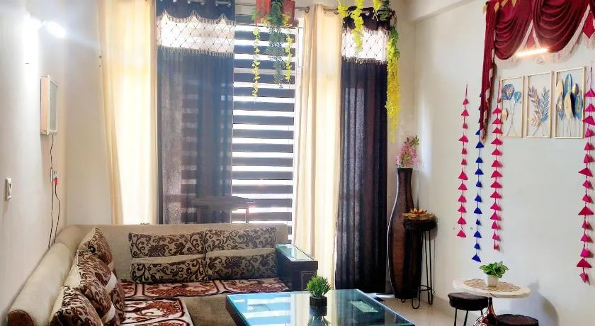 3 BHK Condo For Family On Manali Expressway - Image 1