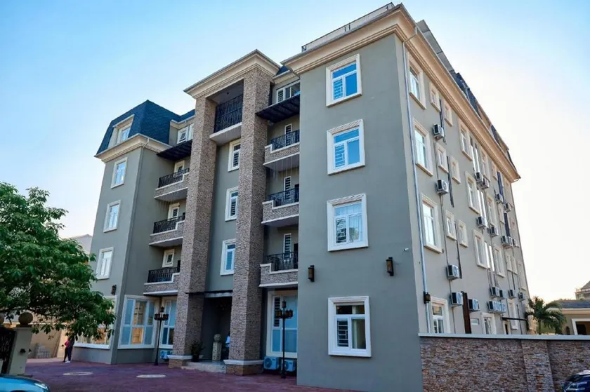 Double D Luxury Apartments - Image 1