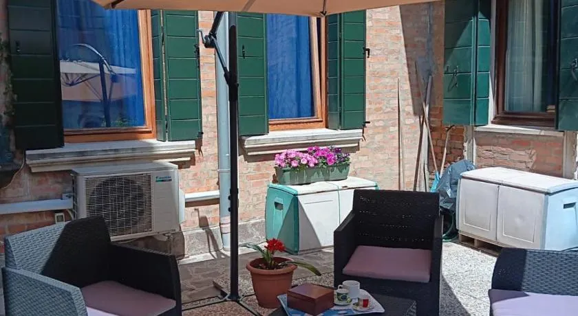 Casa Tiro - Image 1