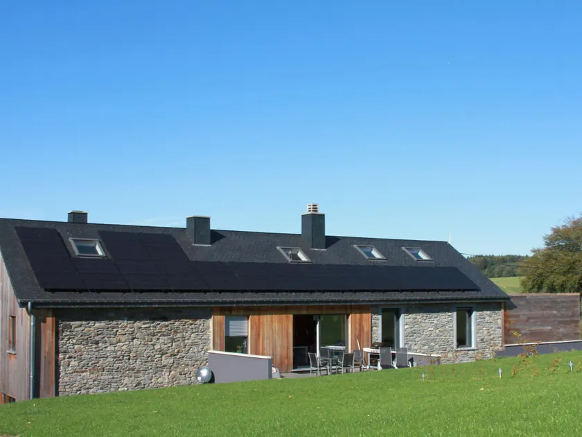 Luxury Cottage in Vaux-sur-Sûre with Jacuzzi - Image 1