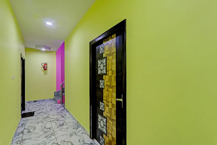 Hotel O Shyam Palace Hotel And Restaurant - Image 1