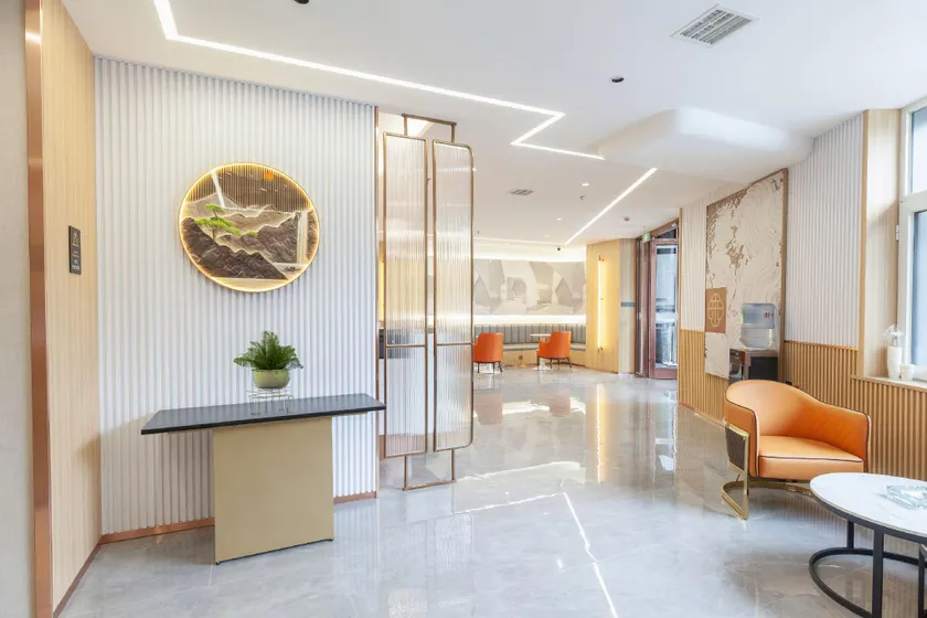 Xinting Smart Hotel - Image 1