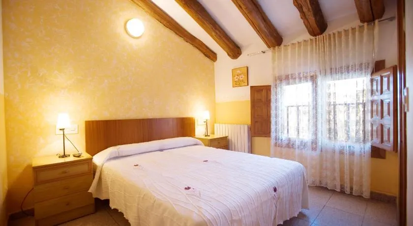 Hostal Las Rumbas - Image 1