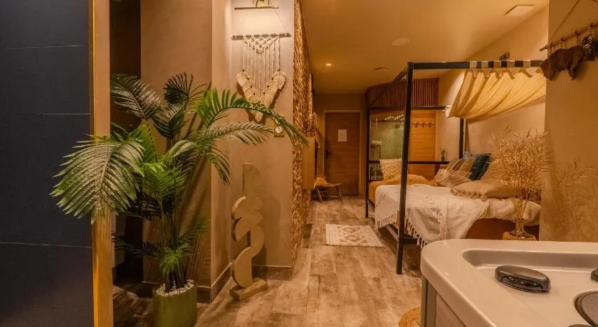 Pandora Spa Lille - Image 1