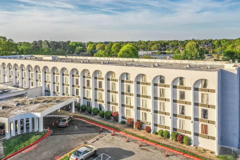 Economy Hotel Memphis    - Image 1