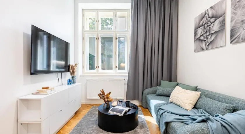 Prague Days - One-Bedroom Apartment with Smart TV in Holešovice - Image 1