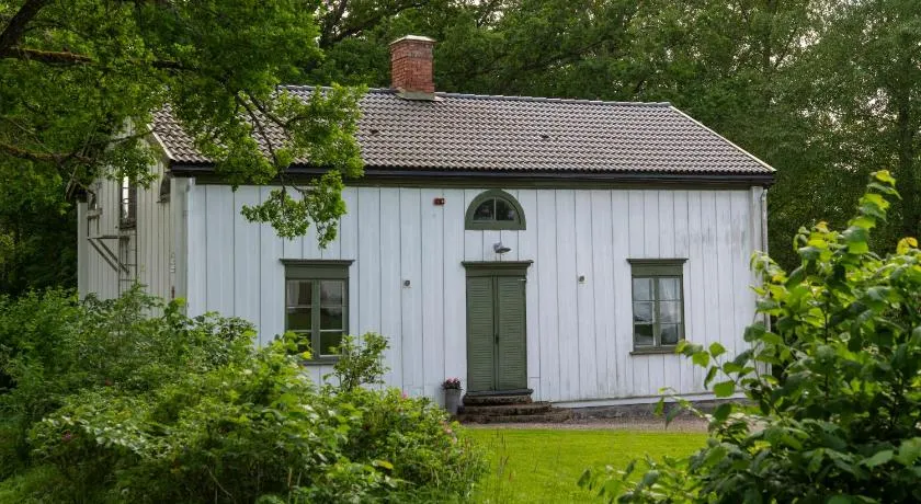 Alstrums gård - Image 1