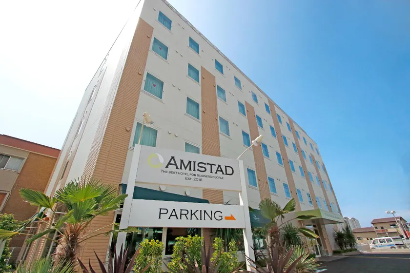 Amistad Hotel - Image 1