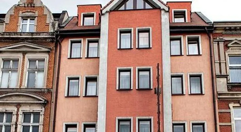 Hotel Omega - Image 1