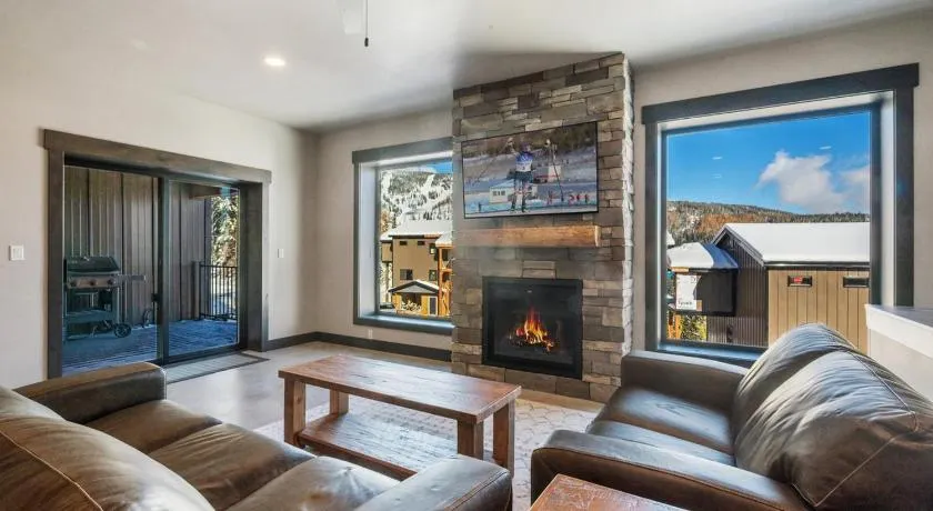 Ski Haven - Image 1