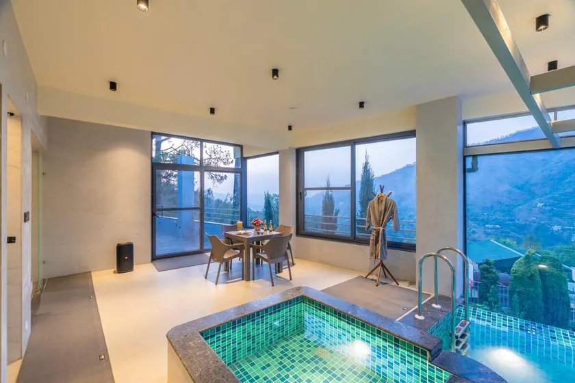 Home Zoned Villa Pool + Home Theatre +Jacuzzi - Image 1