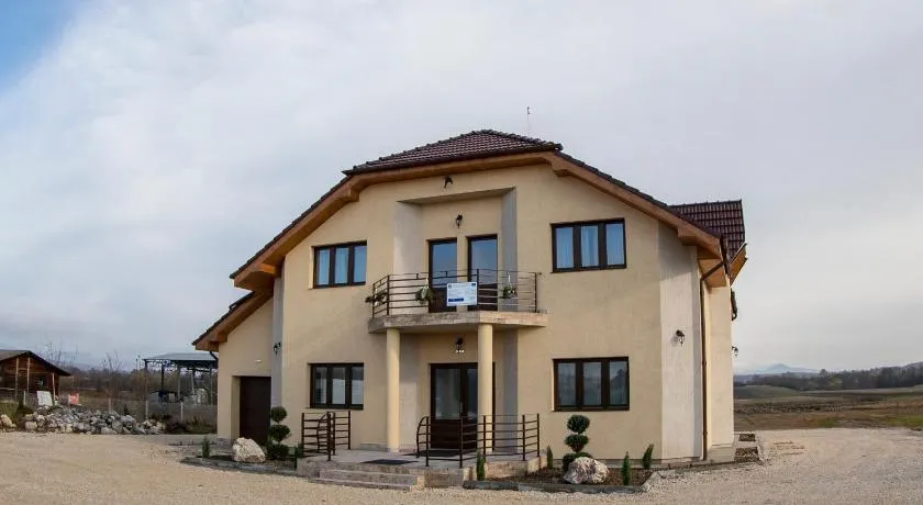 AGROPENSIUNEA LUK - Image 1