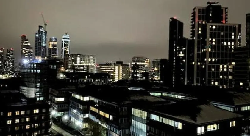 Self-catering fully equipped apartment in Vauxhall - Image 1