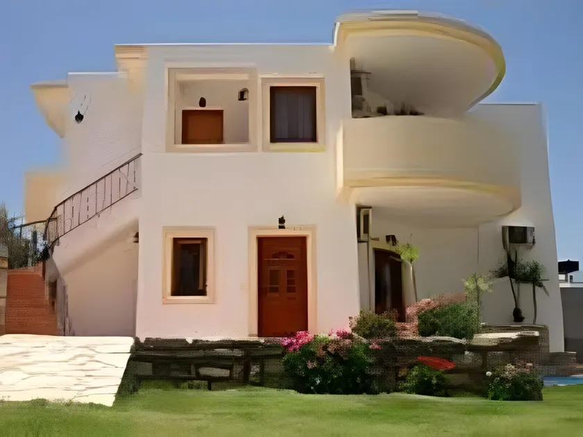 Vrisi Apartments & Villa - Image 1