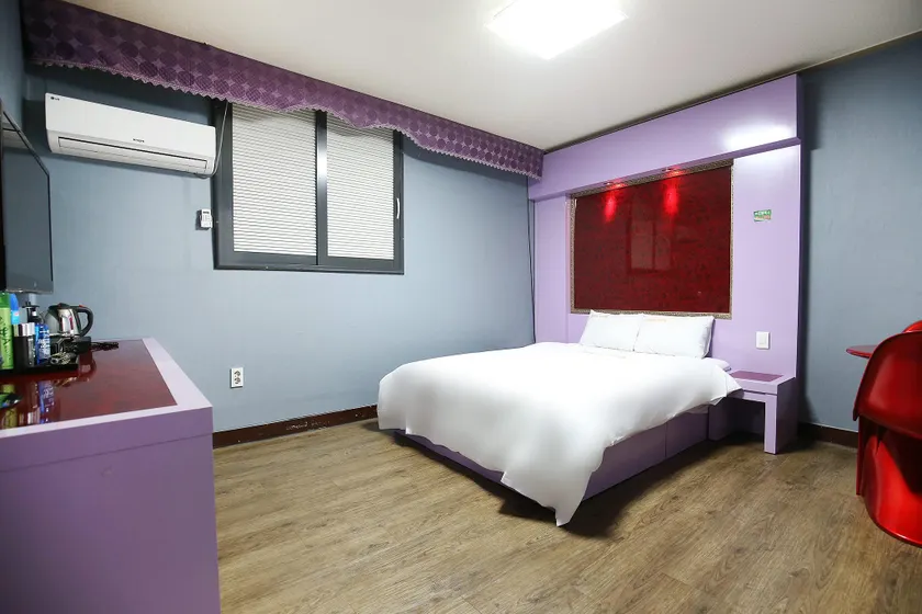 Jeungpyeong Gallery Self check-in Motel - Image 1