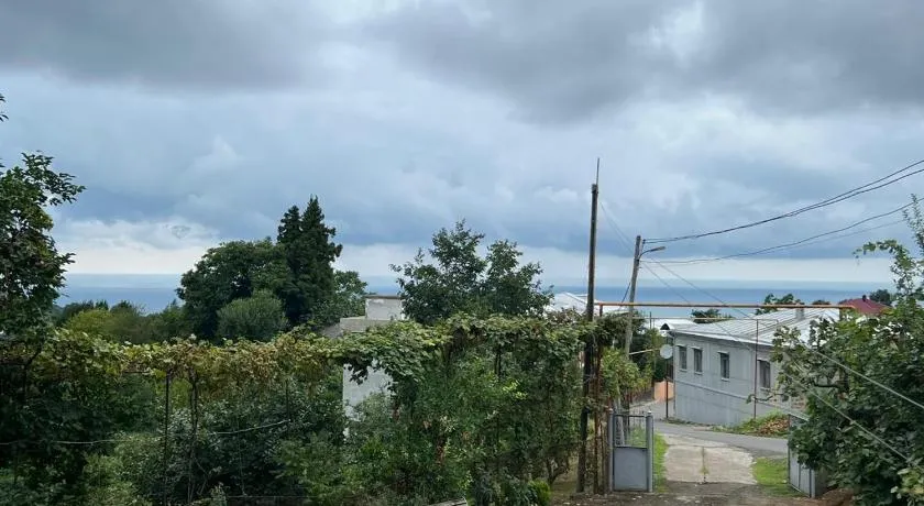 Zukas GUEST HOUSE - Image 1