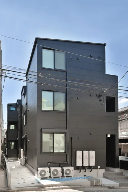 Stylewood Nishi-Shinjuku by Tranova - Image 1
