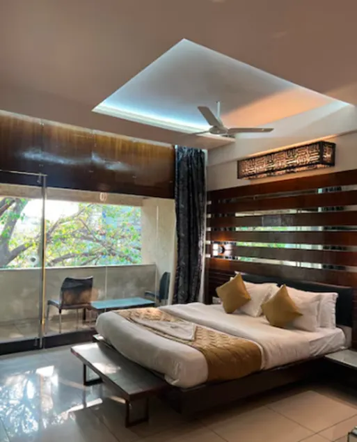 Hotel Samrat, Kolhapur - Image 1