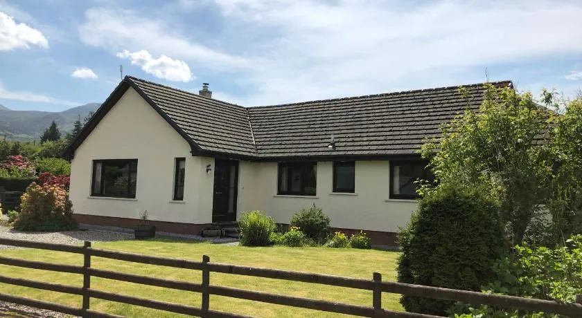 Mayfield B&B - Image 1